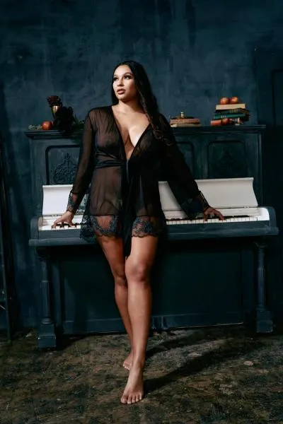 Applique Floral Short Robe - Black/Jewel Blue -