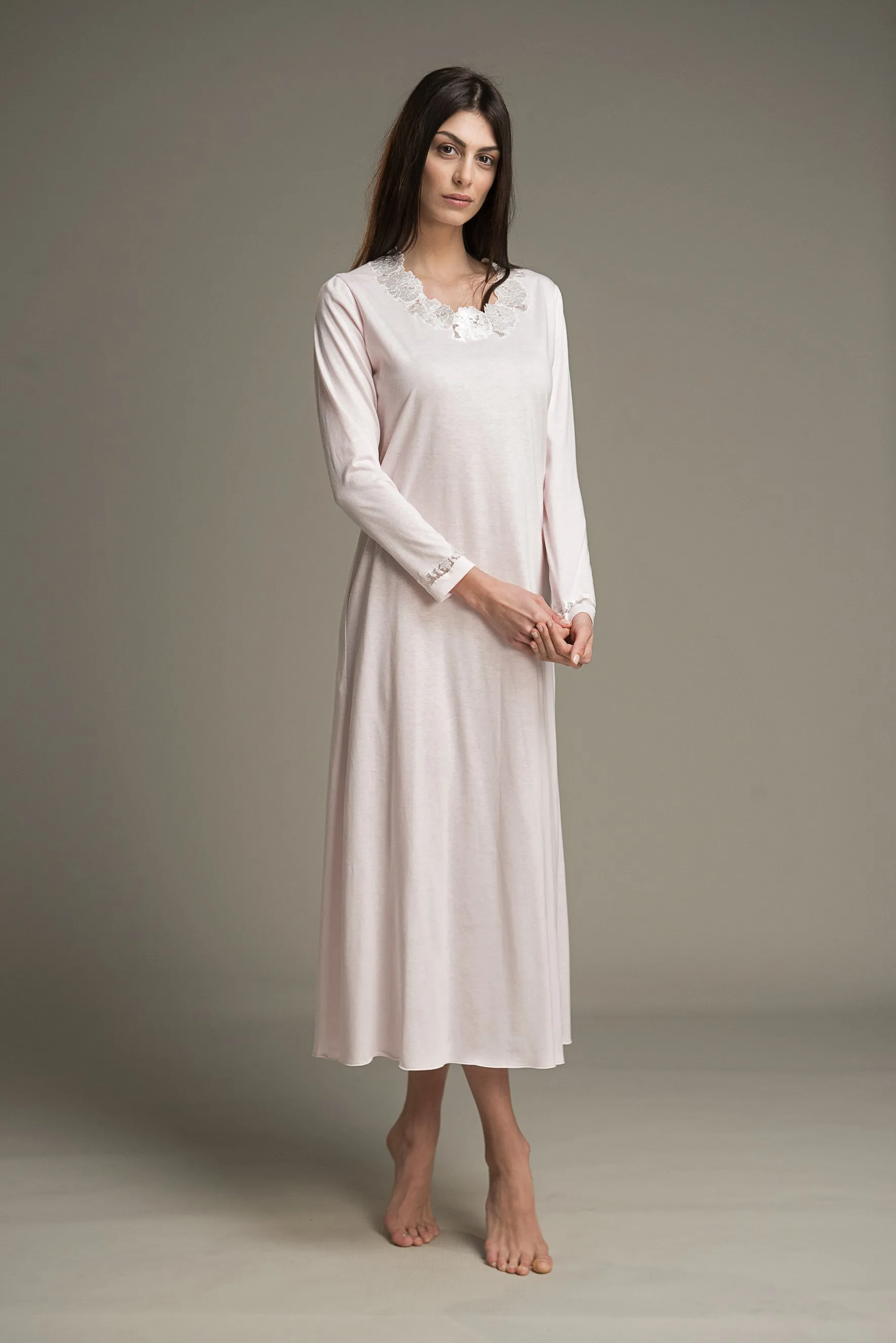B2B - M16 - 122 C - Jersey Nightgown