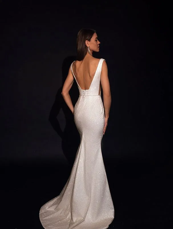 Erotic A-Line Deep V Neck White Wedding Dress