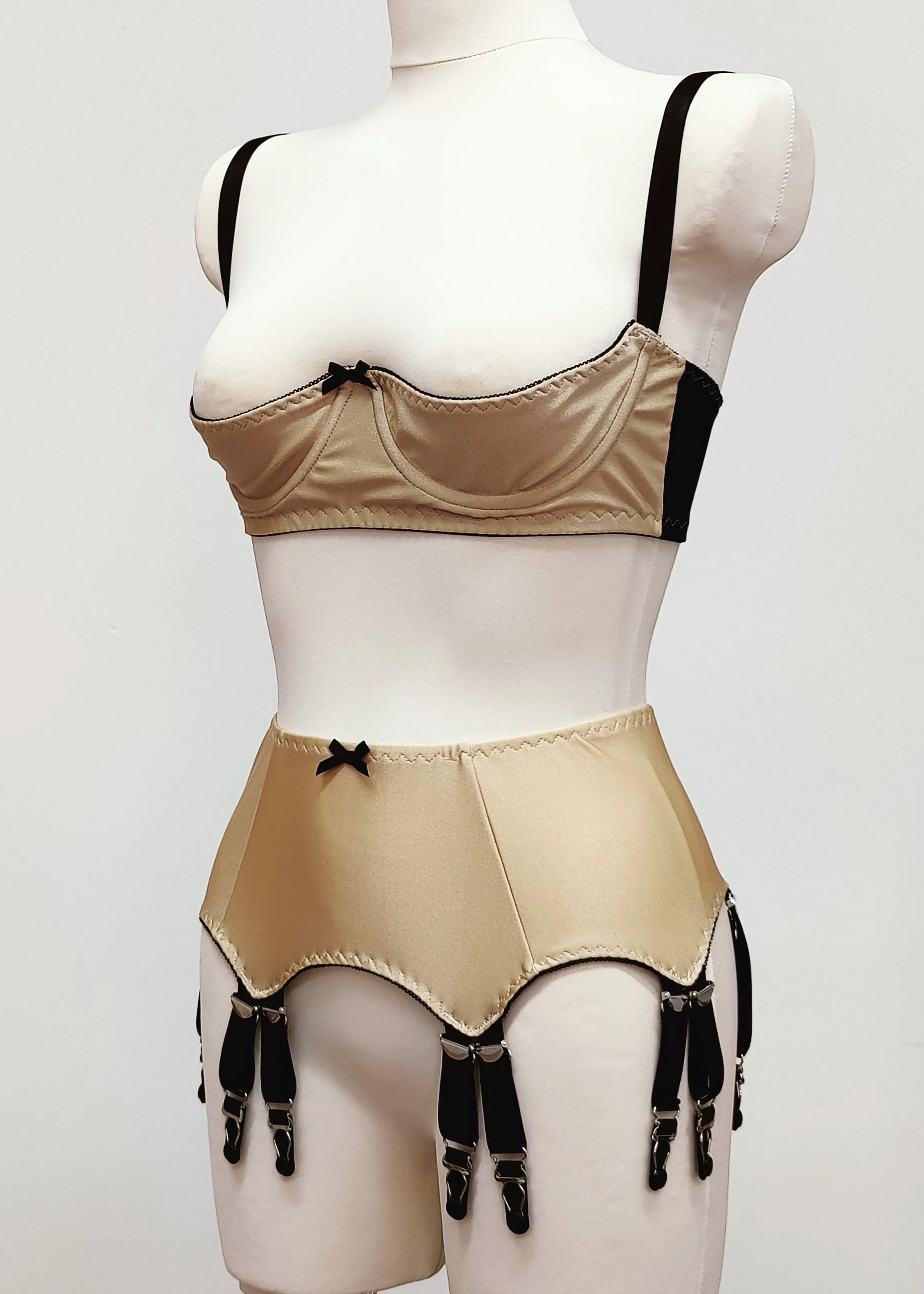 GINA Quarter cup Shelf bra in colors