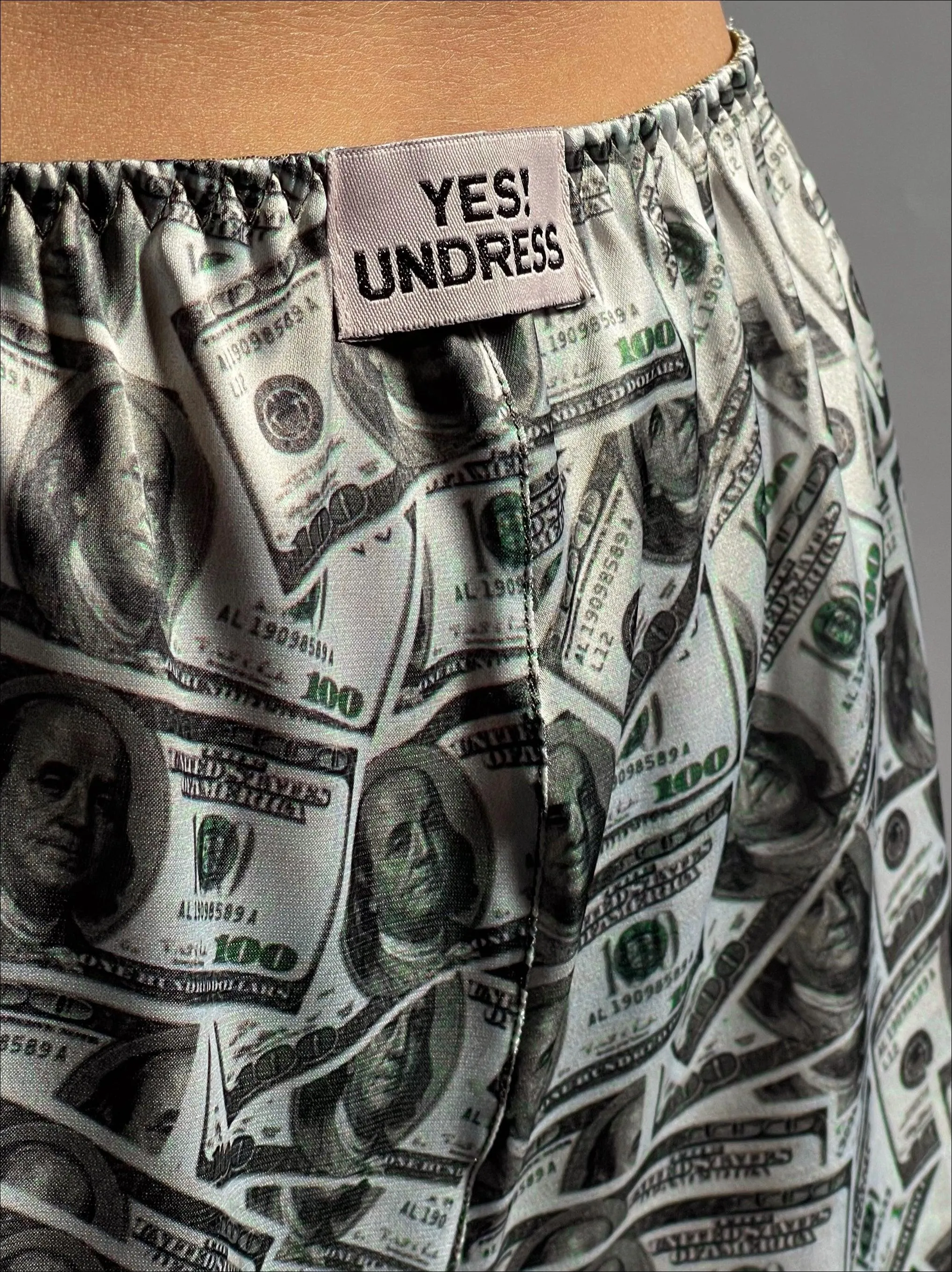 Kiki money shorts