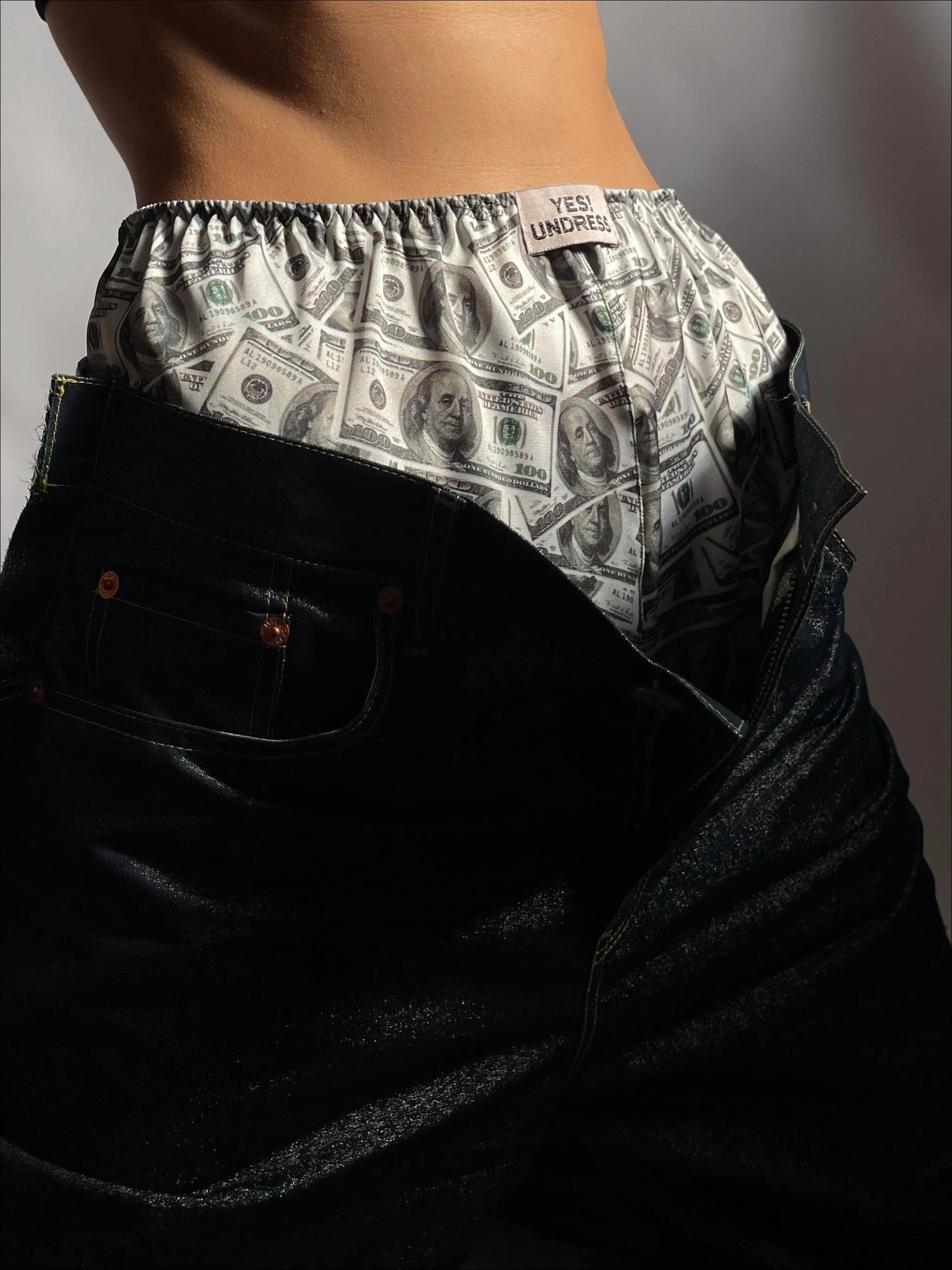 Kiki money shorts