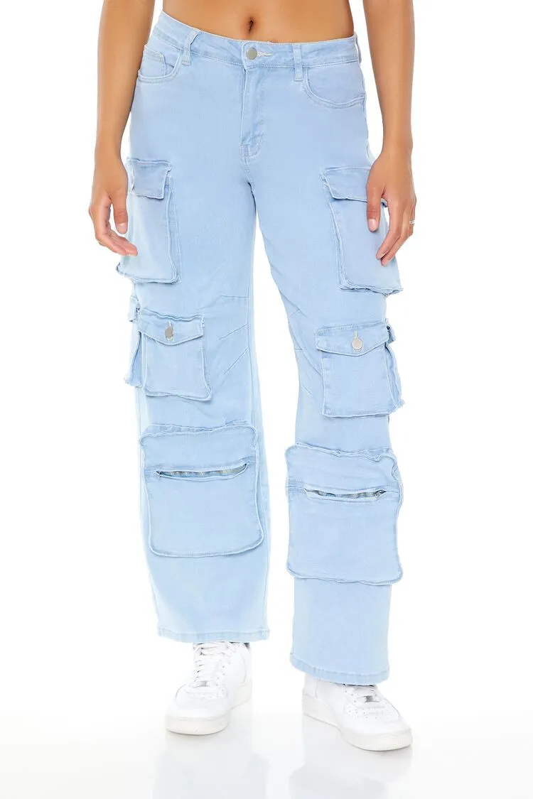 Low-Rise Wide-Leg Cargo Jeans