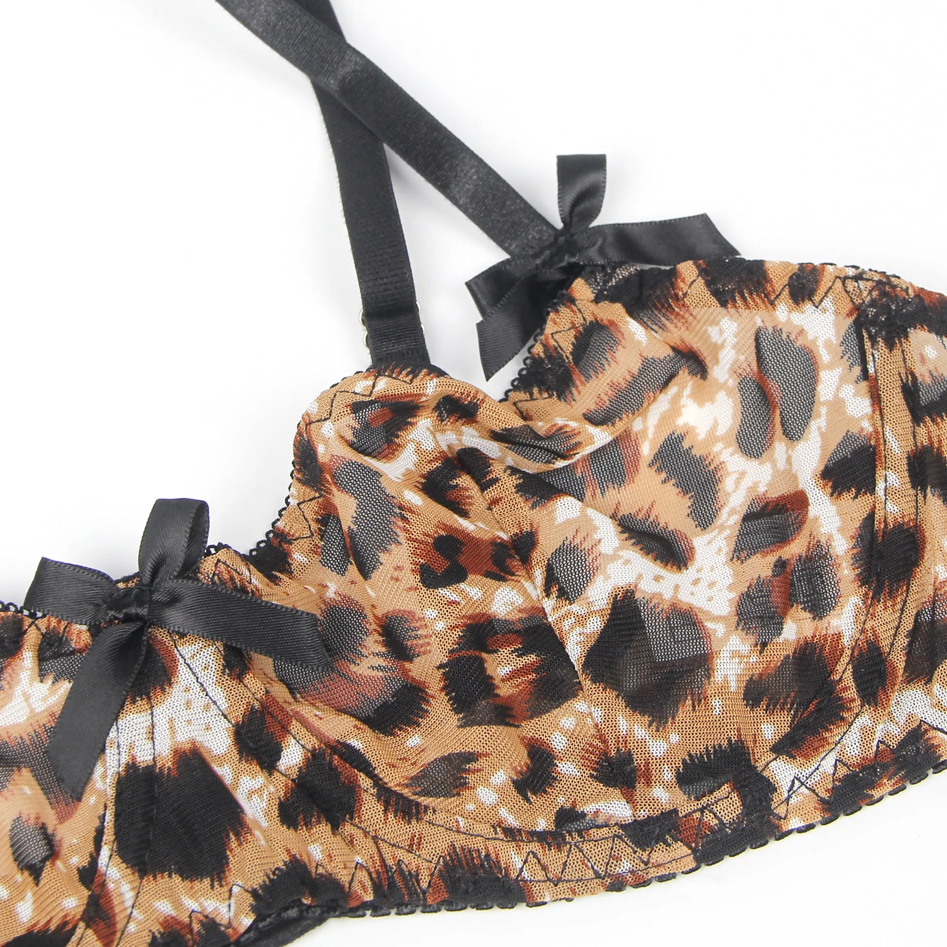 Prowling Passion Bra Set