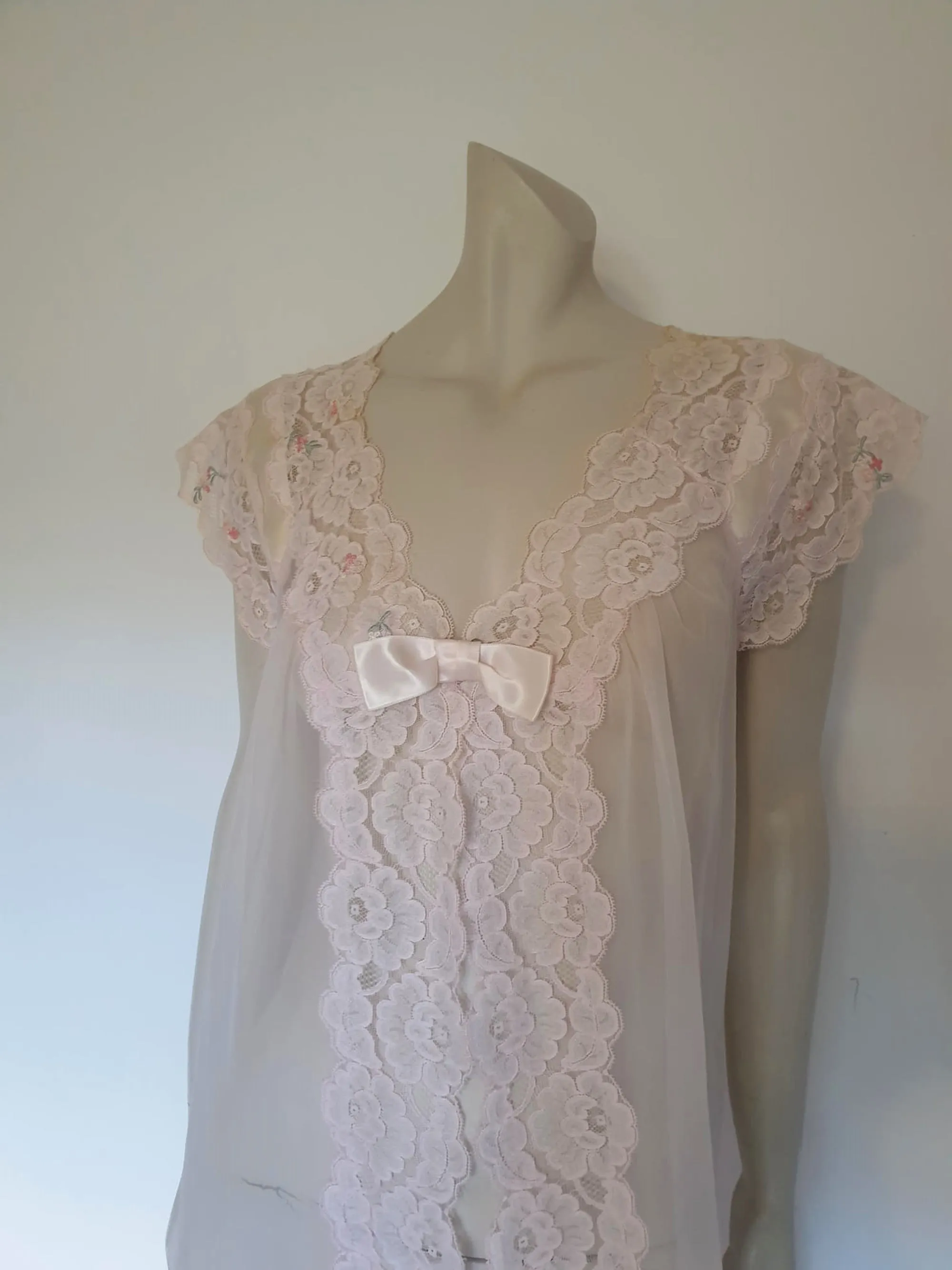 Short Sheer Shell Pink Robe by Shadowline