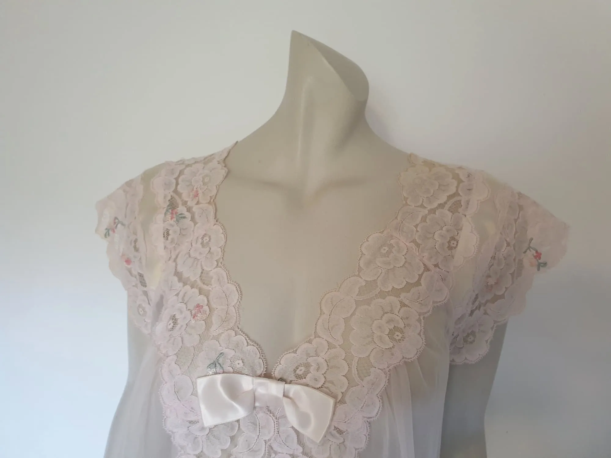 Short Sheer Shell Pink Robe by Shadowline