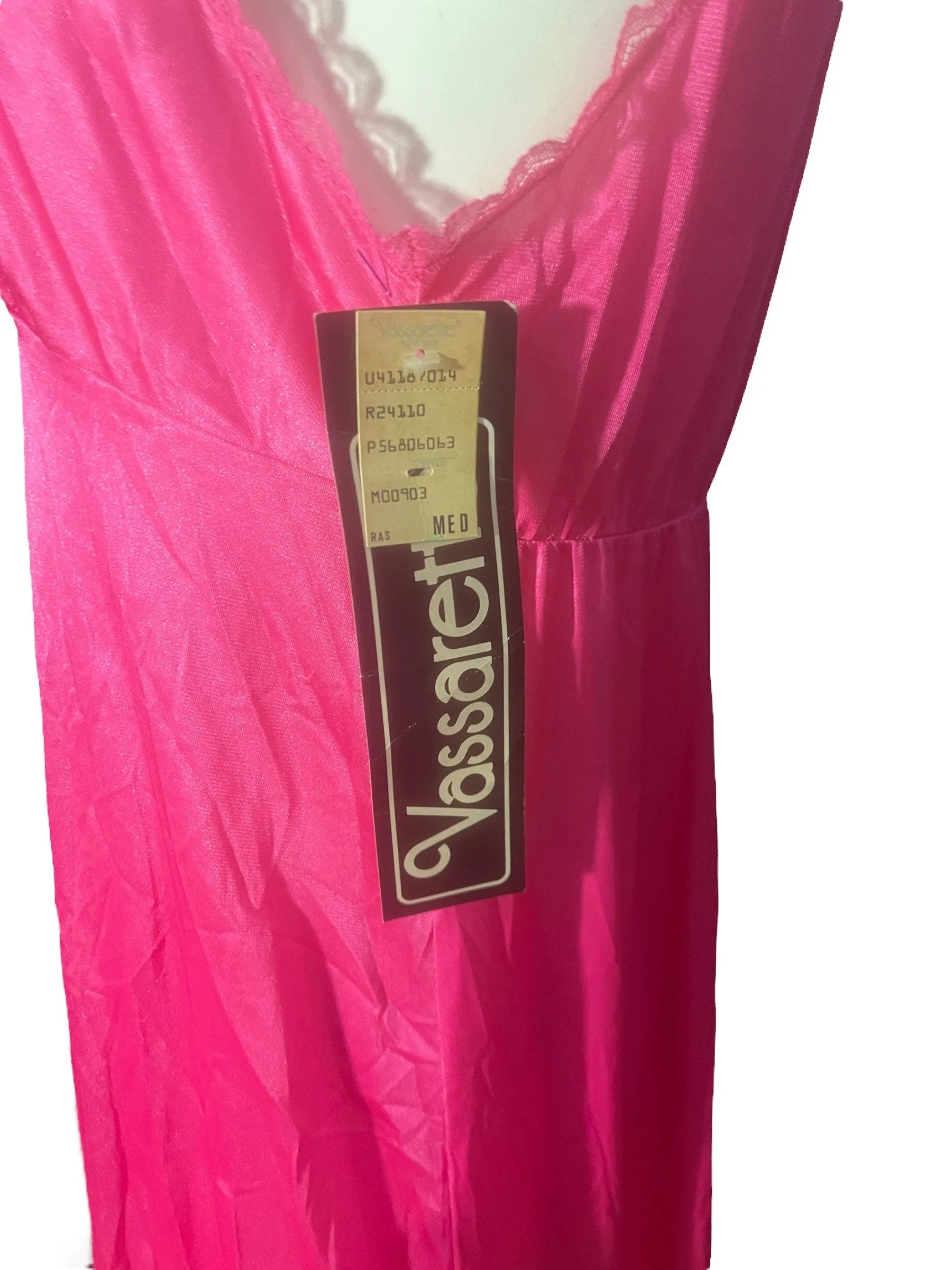 Vintage 70's deadstock Vassrette pink nightgown M
